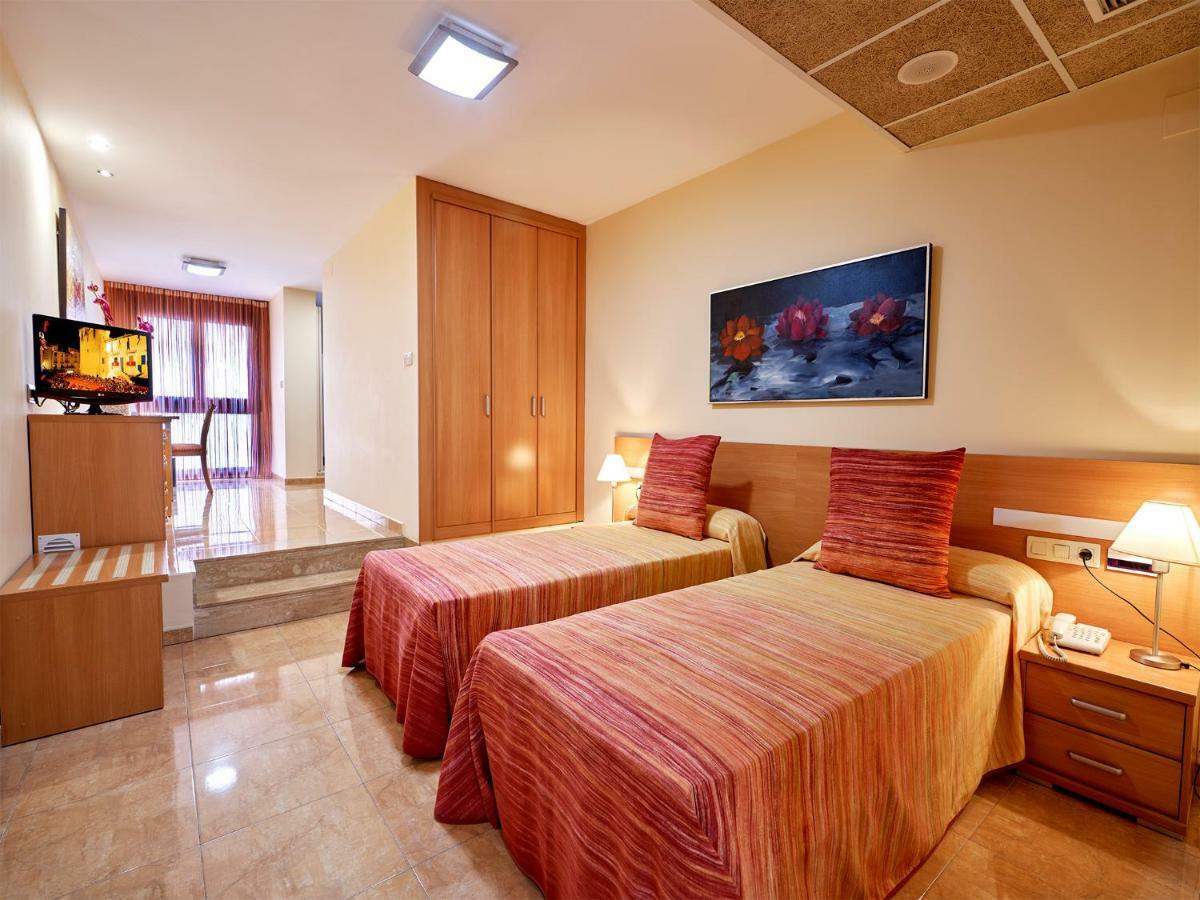 Hotel Anna Cocentaina Exterior photo